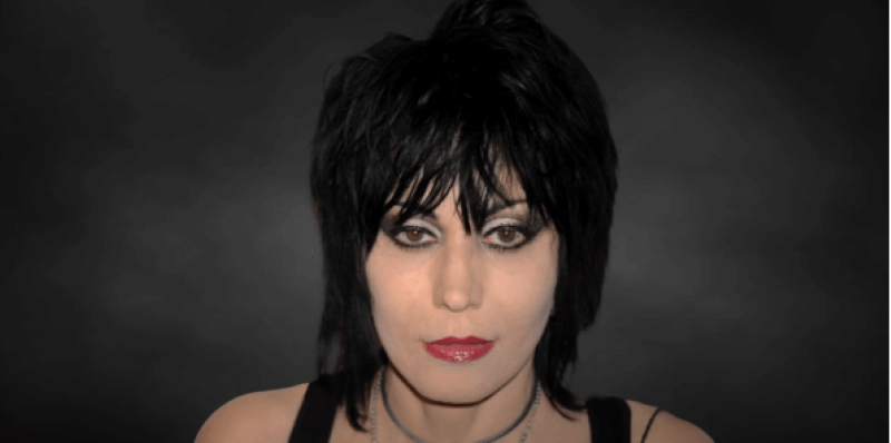 La légende du rock Joan Jett demande au public de respecter TOUTES les femmes